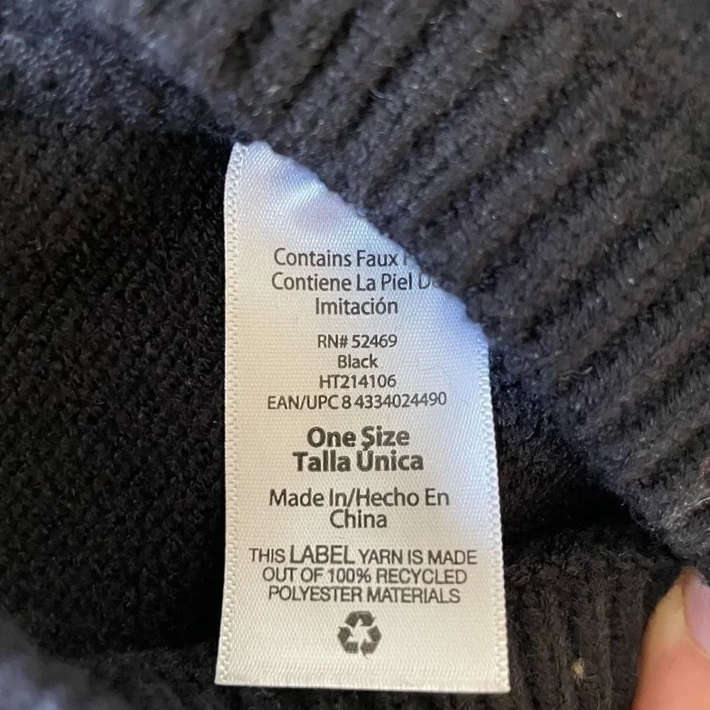 NWOT Stocking Caps - Picture 4 of 6